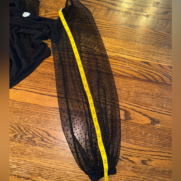 Sheer Sleeve Bodysuit - Picture 5 of 6